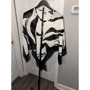 R&M Richards sheer zebra-print poncho top 16 Retro Wedding Guest Cocktail Garden
